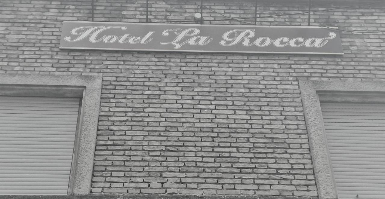 Hotel La Rocca Сан-Марино Экстерьер фото